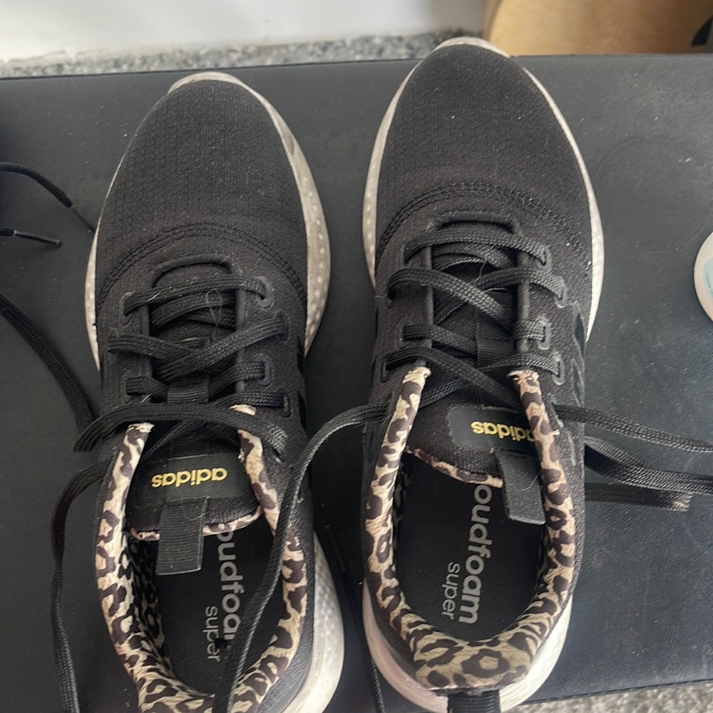 Adidas tennis shoes
